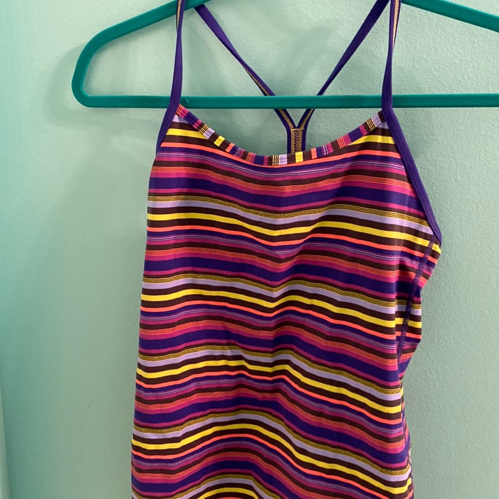 Lululemon tank